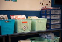 Books and tubs in a classroom